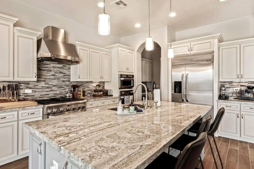 Phoenix Home With Heated Pool, Desert Views & Hot Tub Anthem ภายนอก รูปภาพ