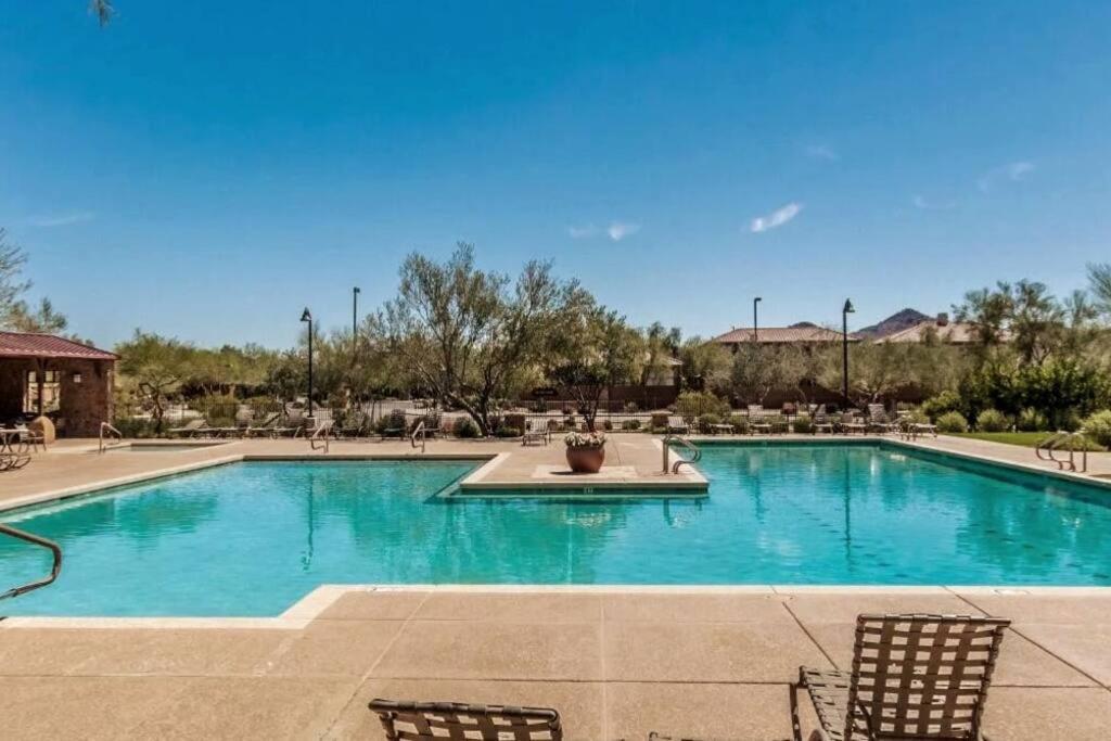 Phoenix Home With Heated Pool, Desert Views & Hot Tub Anthem ภายนอก รูปภาพ